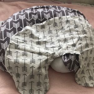 Boppy pillow and 2 covers bundle